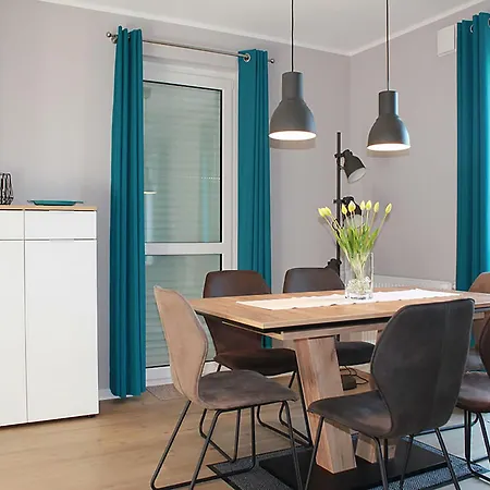 Duenengras**** Holiday home Tating